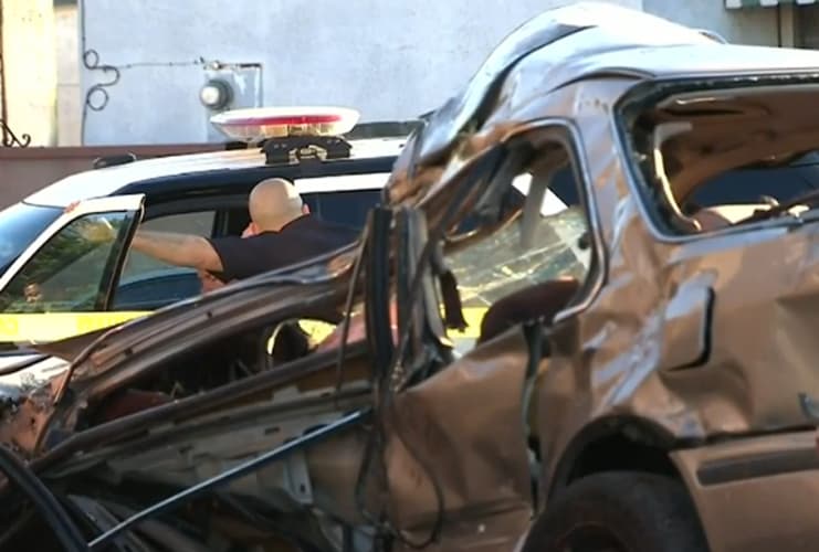 La policía investiga un accidente que dejó a una niña de 7 años fallecida en el sur de Los Ángeles.