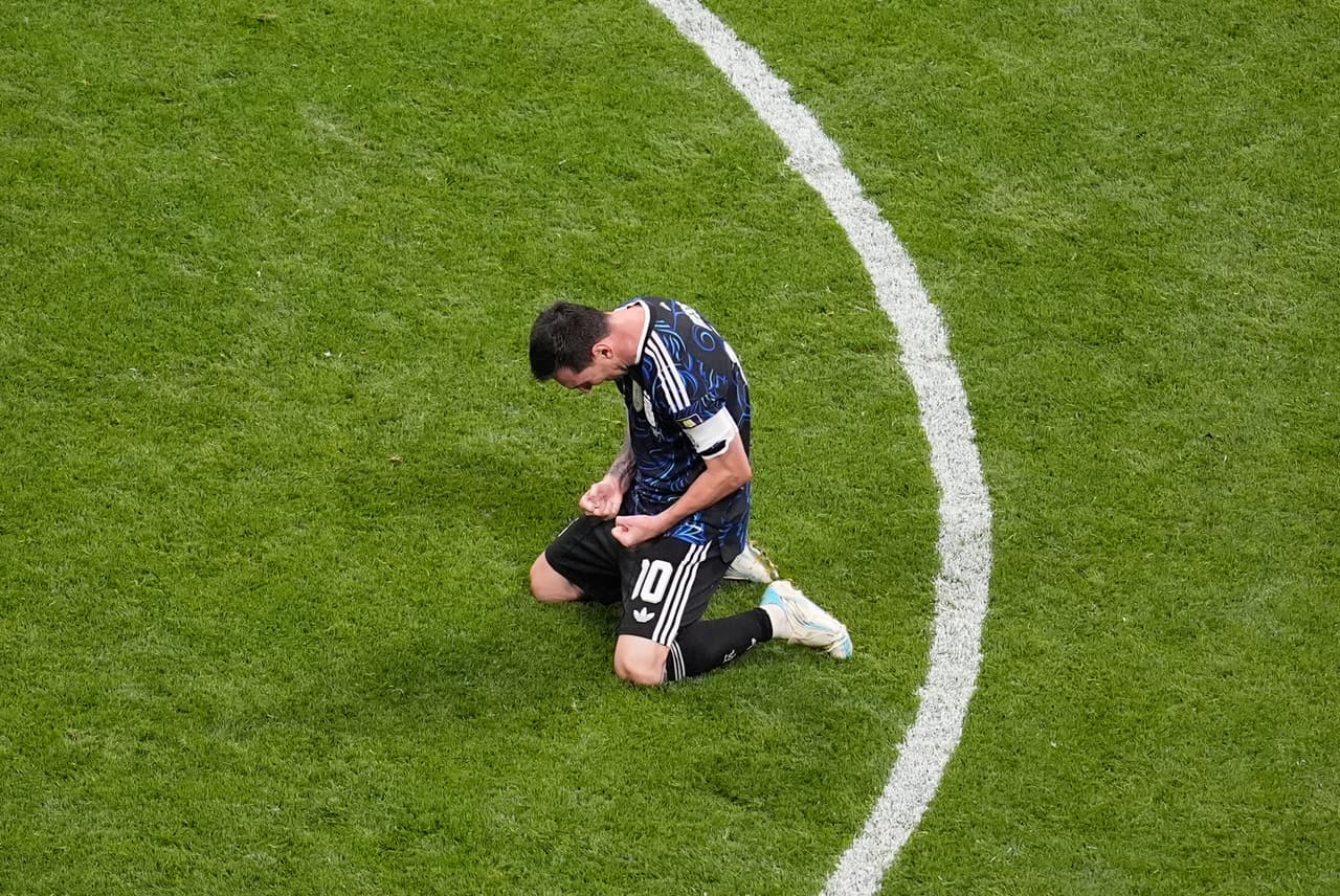 Messi y Argentina están a 90 minutos de convertirse en campeones del mundo si vencen a España el siguiente domingo en la sede deportiva de Nueva York.