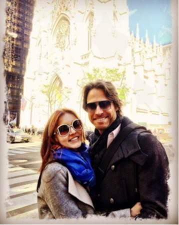 Sebastián Rulli respondió este comentario, aclarando inicialmente que
<b><a href="https://www.univision.com/entretenimiento/celebridades/sebastian-rulli-dice-no-tener-planes-de-ser-padre-junto-a-angelique-boyer-fotos">él y Angelique Boyer no necesitan de un papel o un ritual</a></b> para disfrutar de una relación llena de amor.