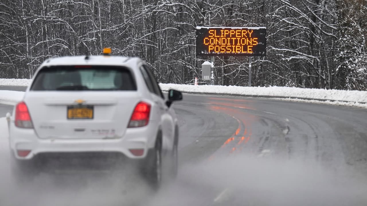 Consejos para viajar de forma segura durante la temporada invernal en Nueva York