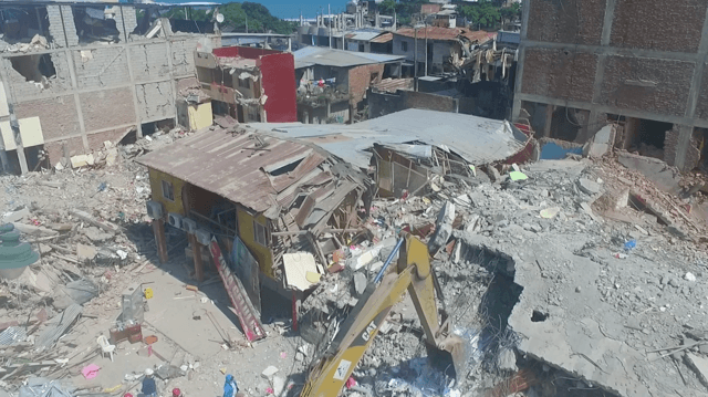 Las labores han sido constantes con la esperanza de encontrar sobrevivientes.