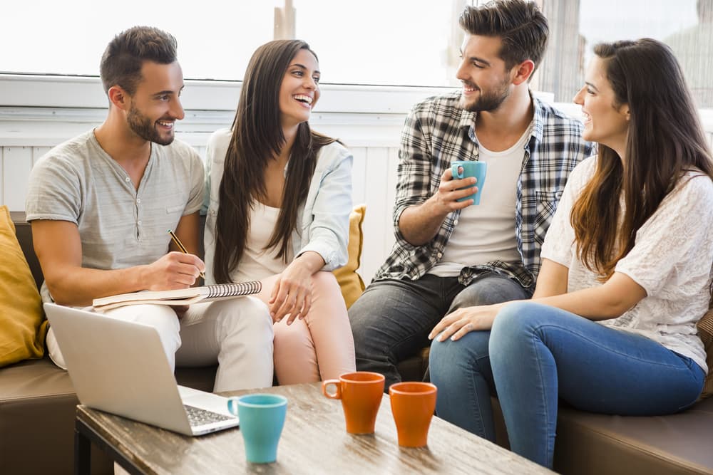 Ves la realidad con claridad y sabrás escoger entre quienes realmente valen la pena y aquellos que solo llegan a tu lado para sacar ventaja de ti. Esta agudeza mental, este grado de percepción interna te servirá mucho, no solamente en tu vida laboral y social sino en el amor porque ahora sí que sabes dónde debes poner tus ojos, y tu corazón.