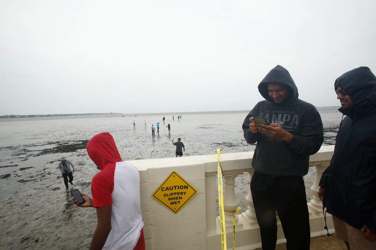 La fuerza de un huracán puede cambiar la línea de la costa por unos días. El núcleo de Irma pasará por Tampa Bay en la tarde del domingo 10 de septiembre.