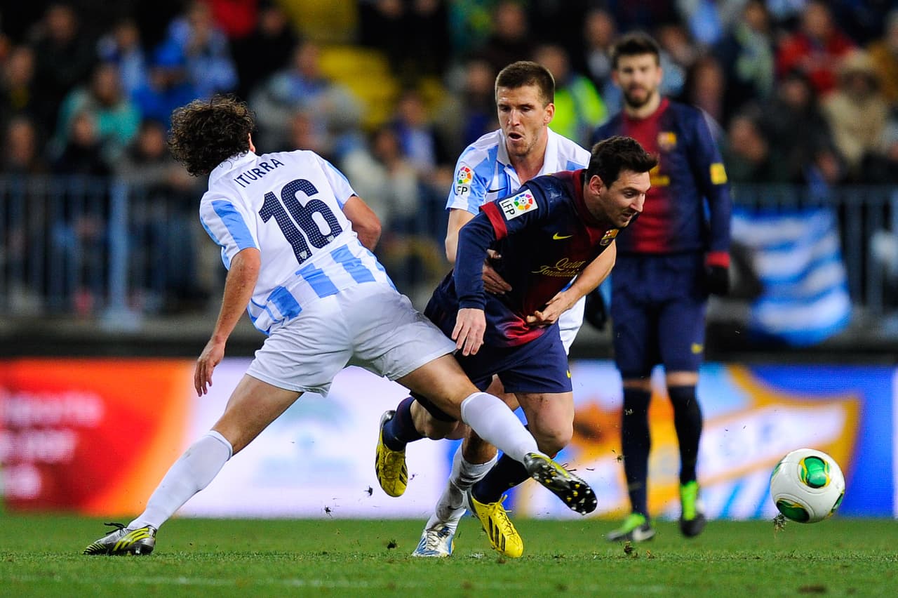 En enero también fue sustituido ante el Málaga por una sobrecarga pero no se perdió ningún encuentro.