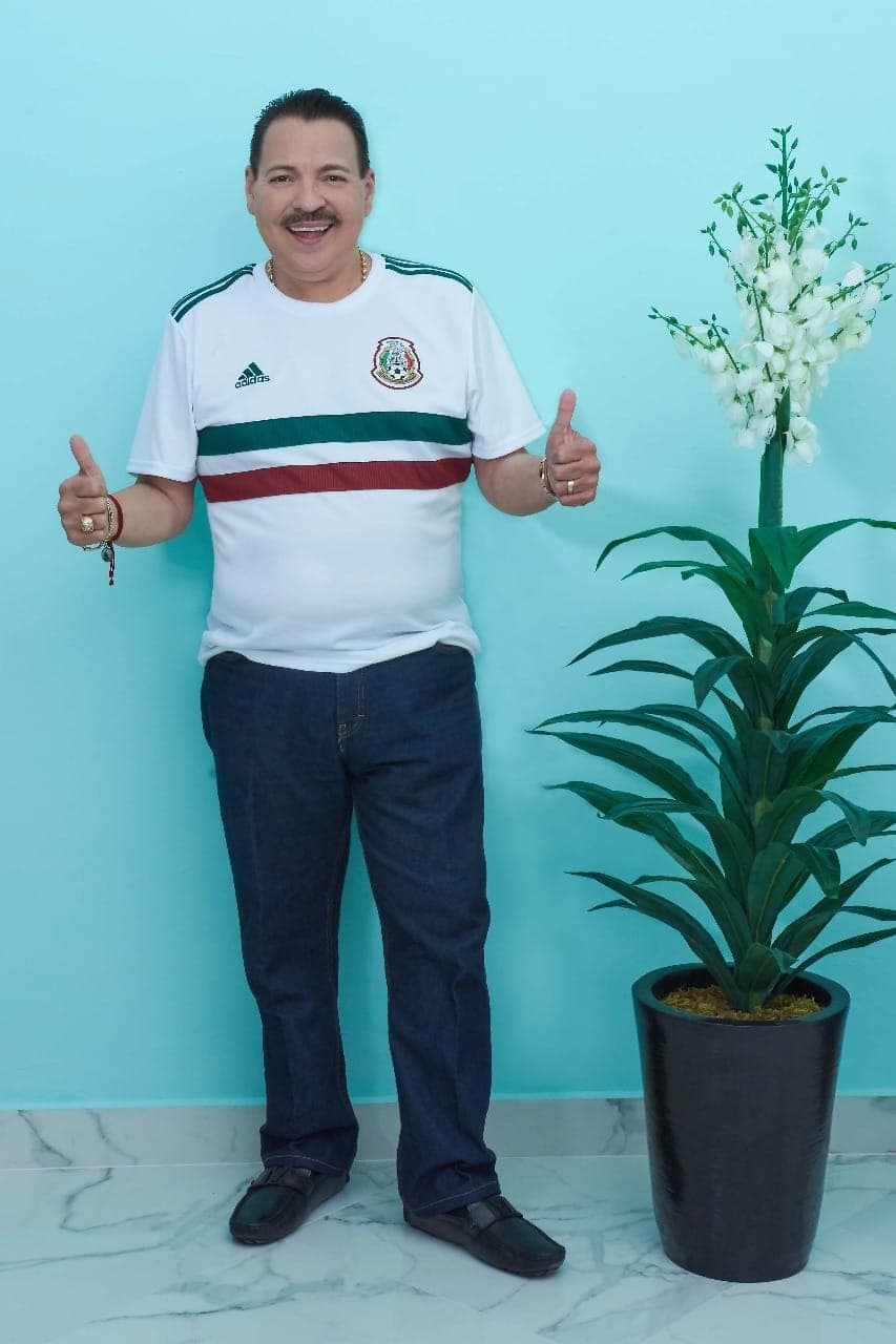 Luego de que el músico sinaloense informó en noviembre pasado que la donadora será su hija, las críticas surgieron para ambos.