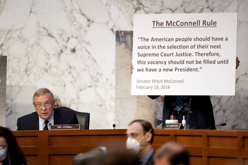 En sus declaraciones al inicio de la audiencia de confirmación de la jueza Amy Corney Barrett para la Corte Suprema, el senador demócrata Dick Durbin habló de la llamada "regla McConnell".