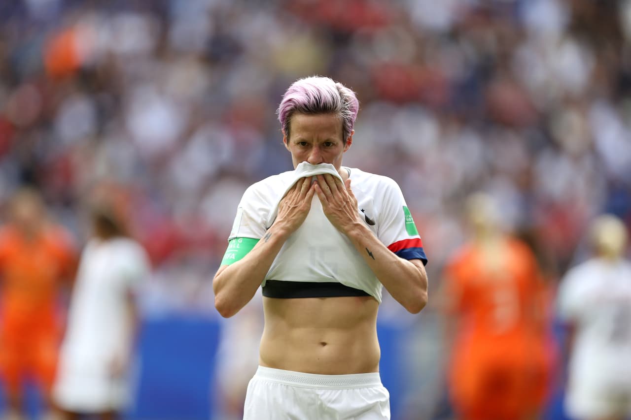 Estados Unidos se coronó campeón del Mundial de Fútbol Femenino al derrotar 2-0 a Países Bajos en la Final en Lyon, con Megan Rapinoe y Rose Lavelle como las anotadoras para el título.