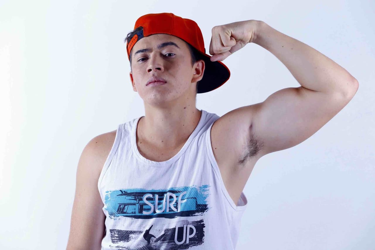 <b>Whinderssonnunes</b>: es un brasileño con más de 28 millones de suscriptores en YouTube. Al igual que la mayoría de los ‘youtubers’, hace parodias a canciones y trata con humor las diferentes problemáticas de la vida cotidiana.
<br>
<br>