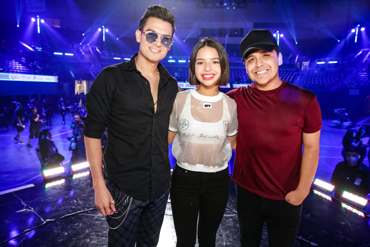 La química entre Ángela Aguilar, Pipe Bueno y Christian Nodal fue espectacular.