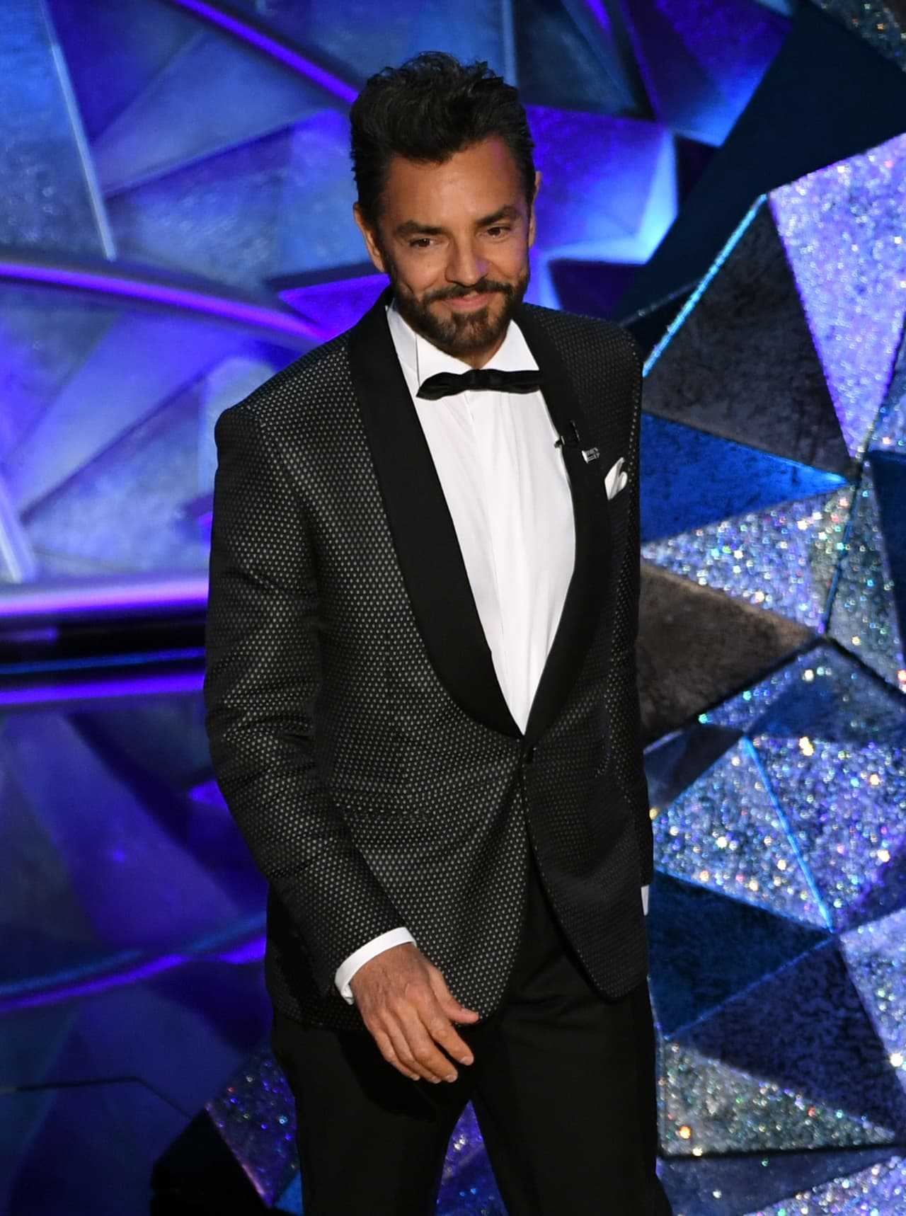 El actor mexicano presentó los nominados a mejor canción, donde terminó ganando ‘Coco’.
<br>