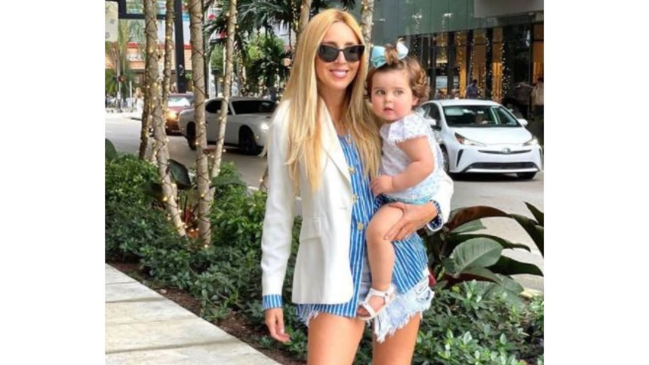 Shanik Aspe y su hija