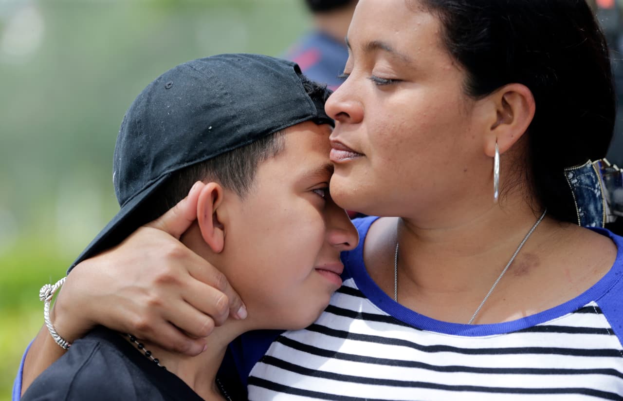 "Temo que mi esposo no vuelva de su cita con ICE": organizaciones de inmigrantes advierten de las "redadas silenciosas"