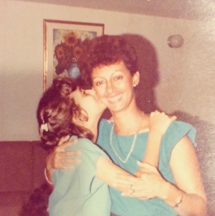 Sin embargo, su madre "era una guerrera impresionante. Fuerte, era muy fuerte. Ella, siendo tan dulce, era fuerte para todo".