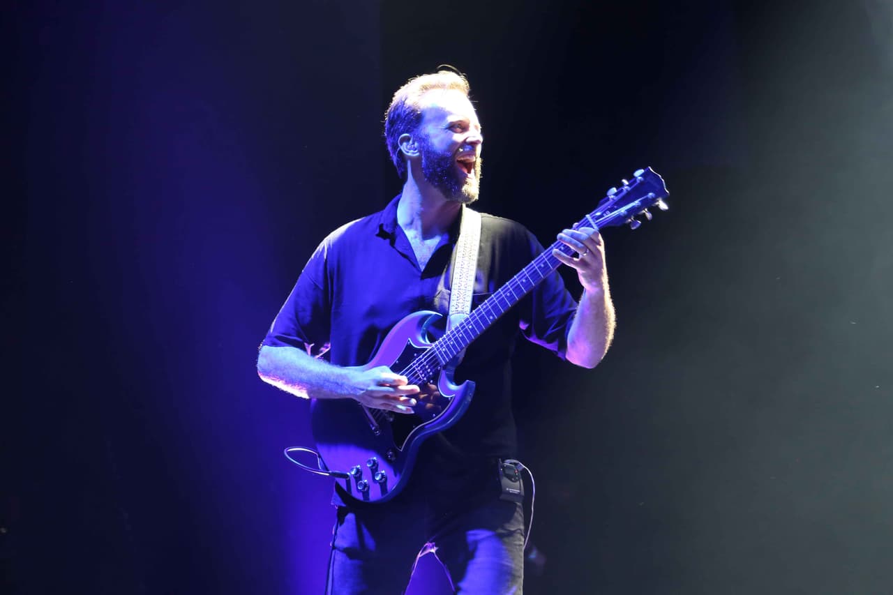 Justin Purtill, guitarrista de Residente.