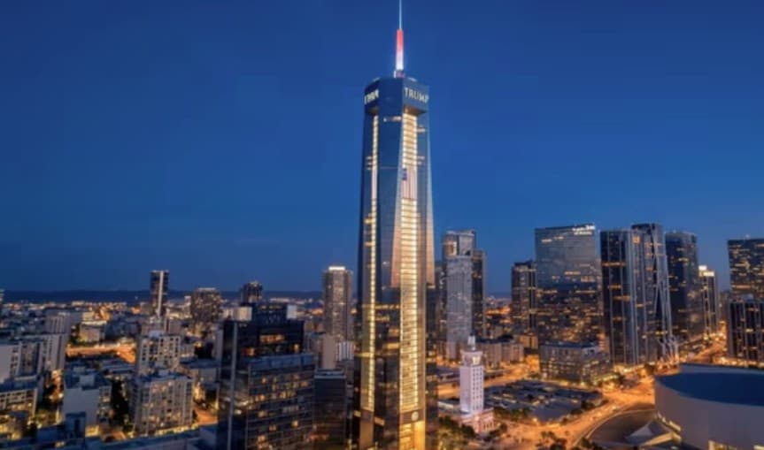 Donald Trump presume cómo sería su biblioteca presidencial en Florida con video generado por IA y pide donaciones