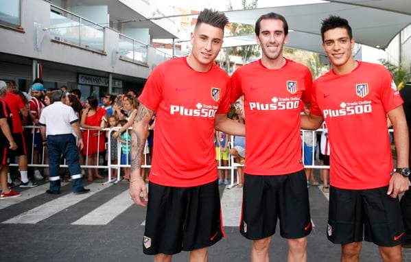 Raúl Jiménez ya reportó con el Atlético de Madrid