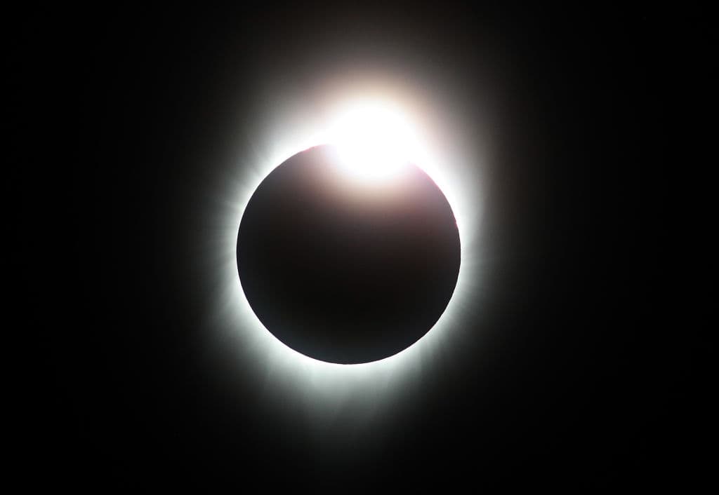 Eclipse solar