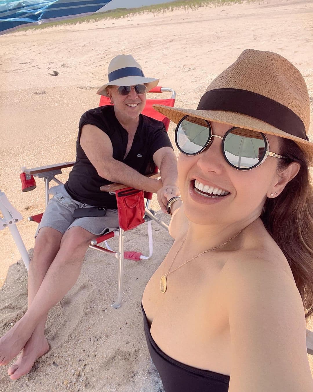 A finales de agosto, Thalía cumplirá medio siglo de vida, pero en julio tuvo la oportunidad de celebrar por la vida de su esposo, Tommy Mottola, que llegó a los 72.