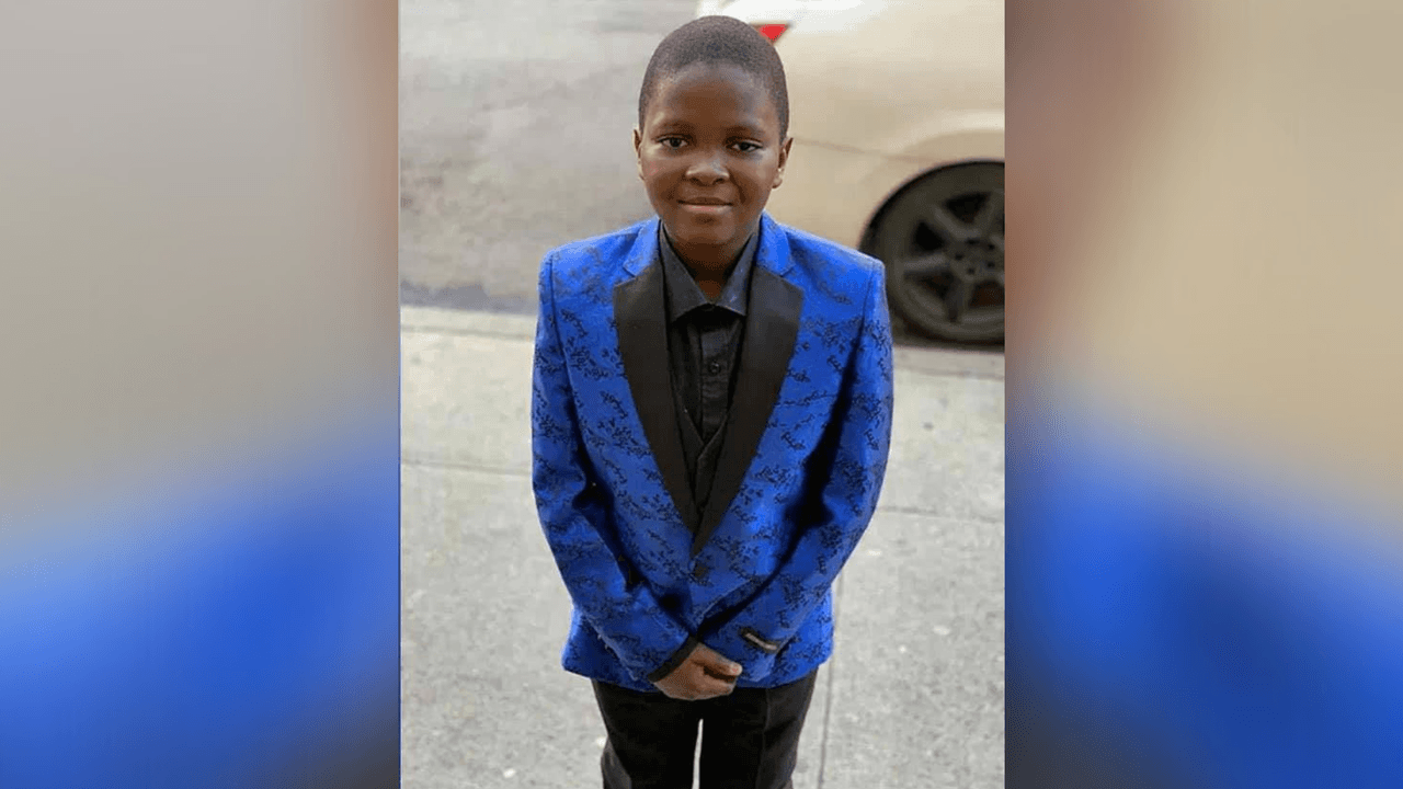 Niño de 12 años muere en Brooklyn tras sufrir dolor de cabeza después de agresión en escuela