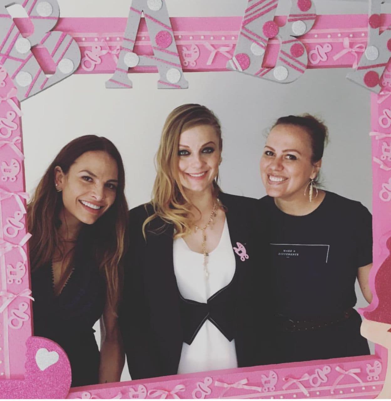 A la celebración acudieron varias famosas, como las actrices Fabiola Campomanes y Anastacia.