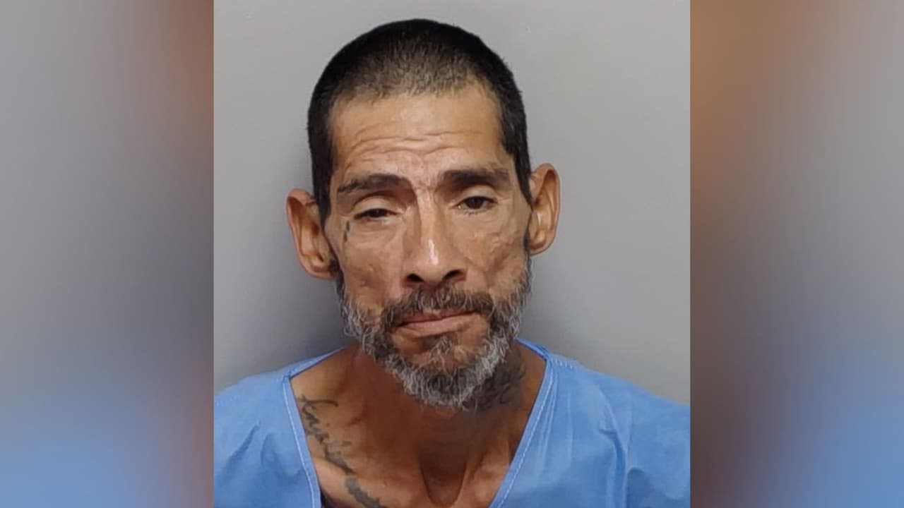 Acusan de asesinato capital a un hombre tras un tiroteo en un almacén del suroeste de San Antonio
