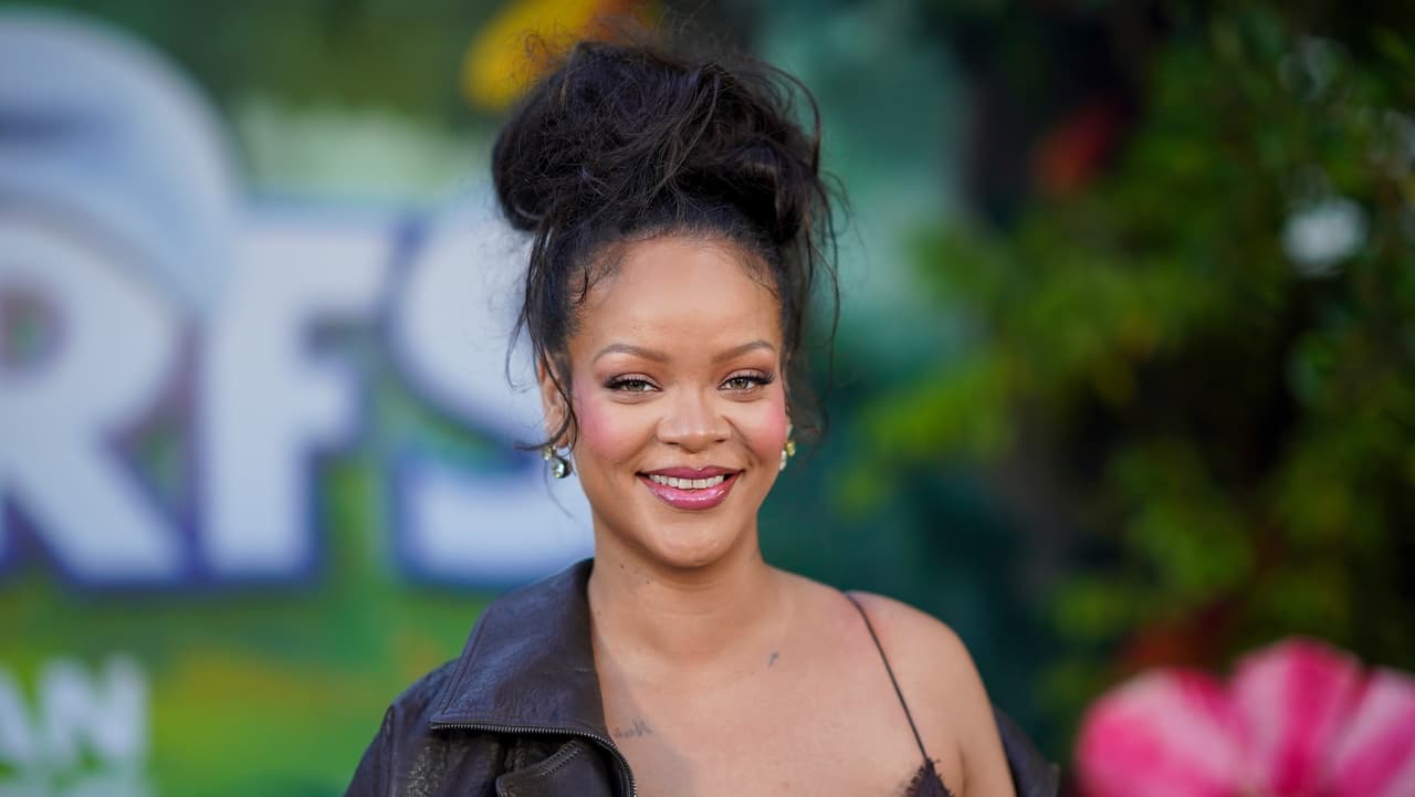 Mujer se declara "no culpable" de intento de asesinato contra Rihanna en Beverly Hills
