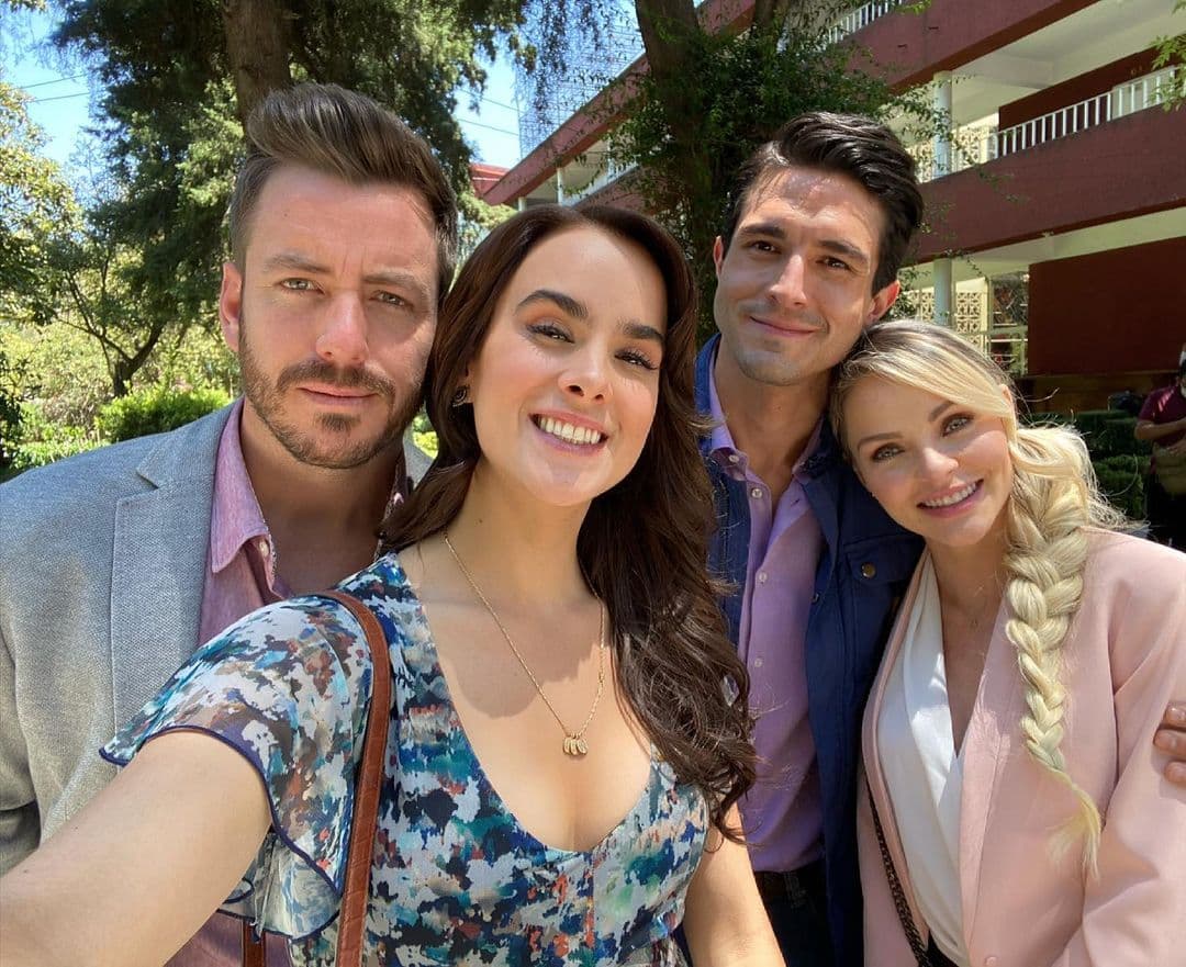 Tras concluir su participación en
<b><a href="https://www.univision.com/temas/vencer-el-desamor">Vencer el Desamor</a></b>, el actor anunció su participación como protagonista en Diseñando tu Amor, bajo la producción de Pedro Ortíz de Pinedo.