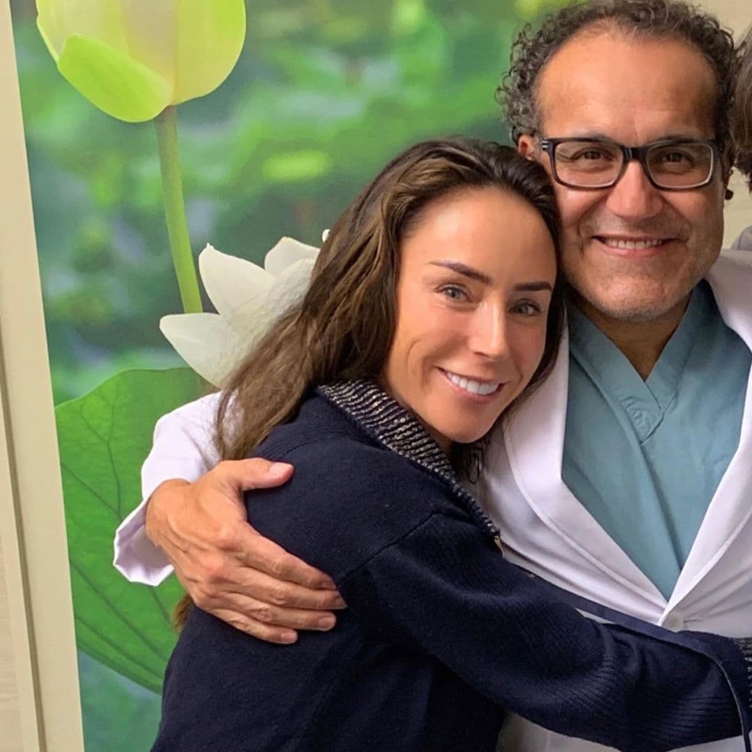 Pero un ángel estaba por llegar a la vida de
<b>Inés</b> y se trató del doctor
<b>Alfredo Quiñones</b>.