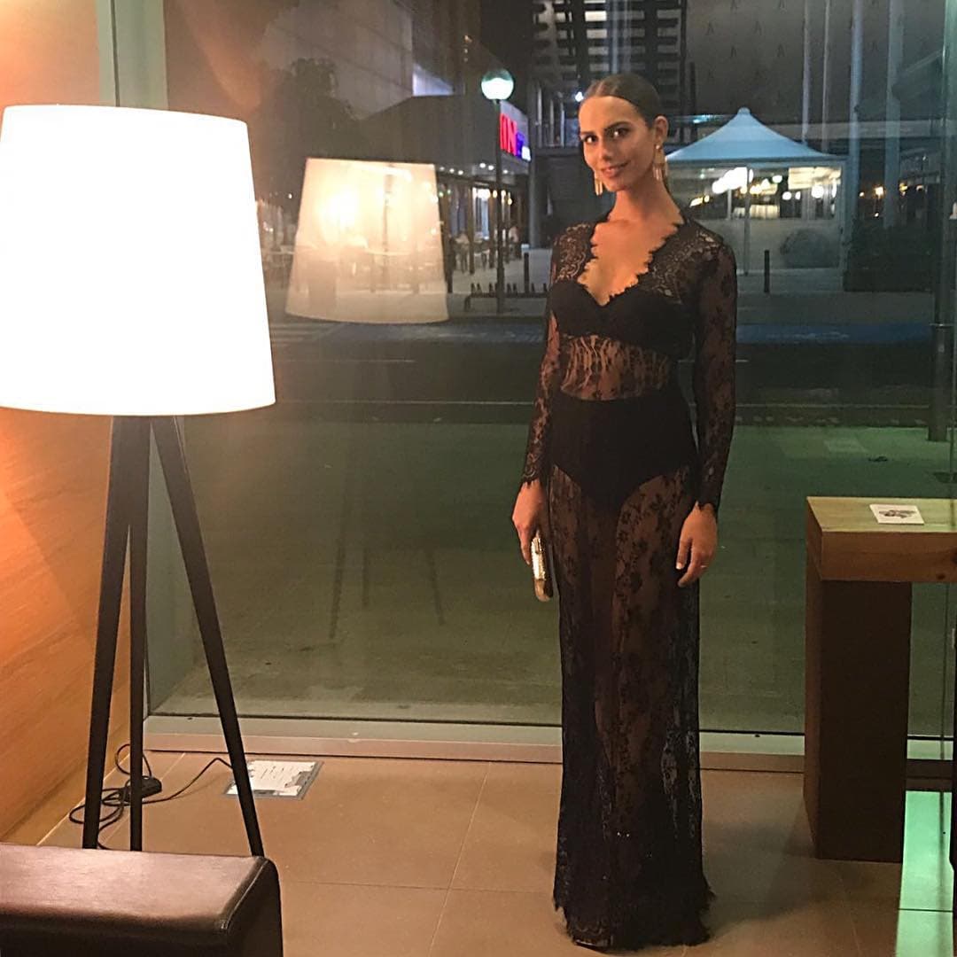 Más tarde en su proceso se operó el pecho, para completar su transformación con dos cirugías.