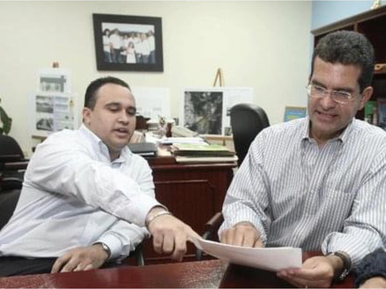 Omar Negrón (a la izquierda), exsecretario general de este colectivo, está en la sala de cuidados intensivos y recibirá transfusión de plasma convaleciente.