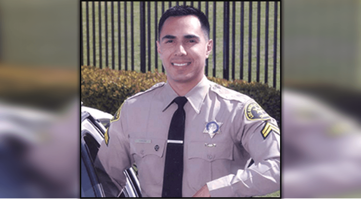 Buscan a un donante de médula, posiblemente latino, que salve la vida del sargento Jorge Chávez