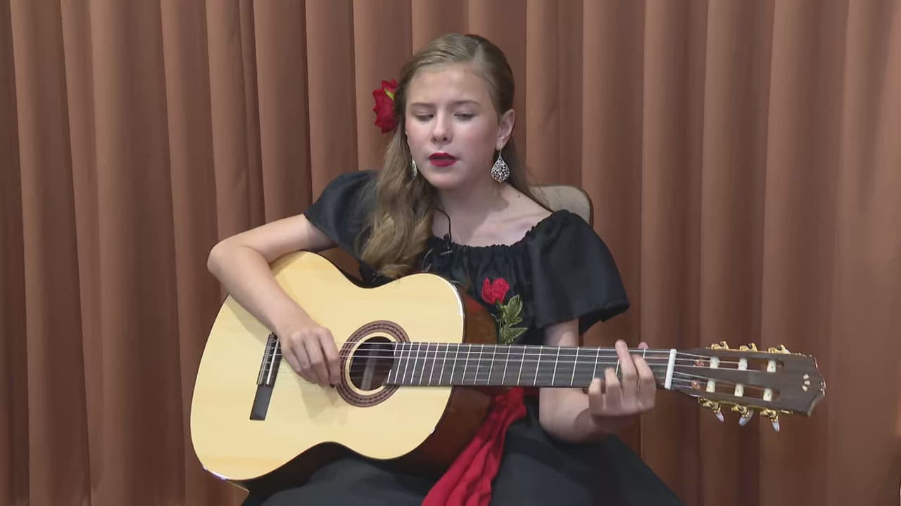 Anabelle Adamson, la niña de 11 años que descubre el mundo a través de sus talentos