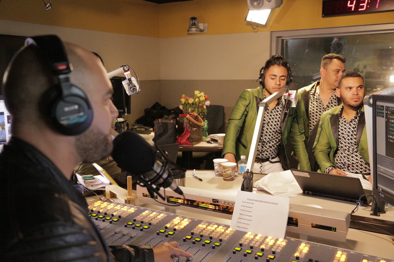 Raúl 'El Pelón' es muy fan de la agrupación y se los hizo saber durante la entrevista.