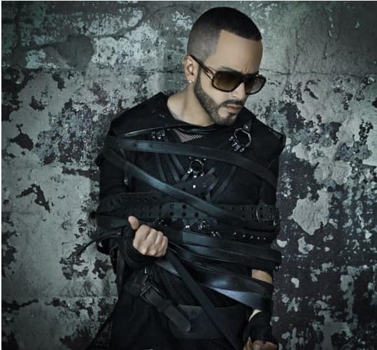 “Yo creo que todos estos discos tienen una historia donde todo va como de la mano”- Yandel.