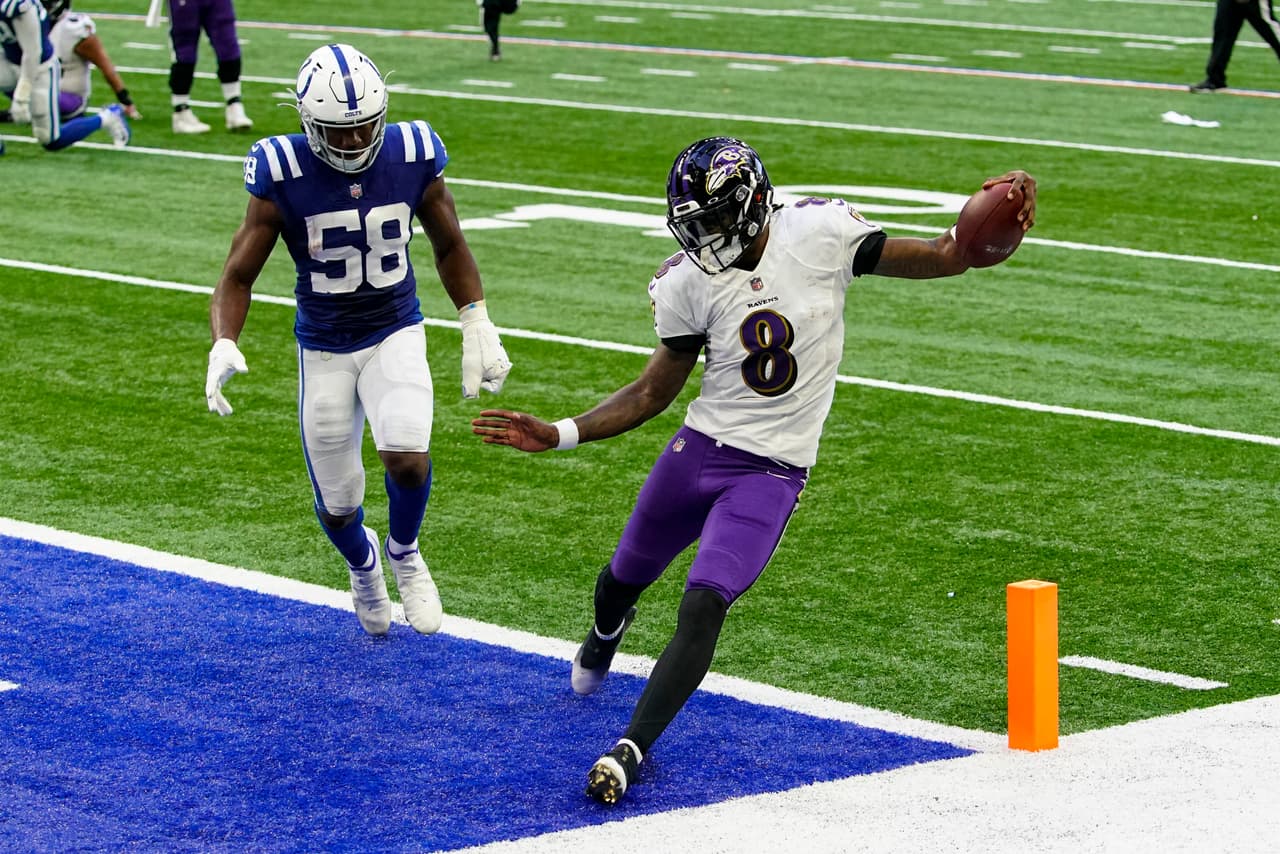 Baltimore Ravens derrota a Indianapolis Colts 24-10.