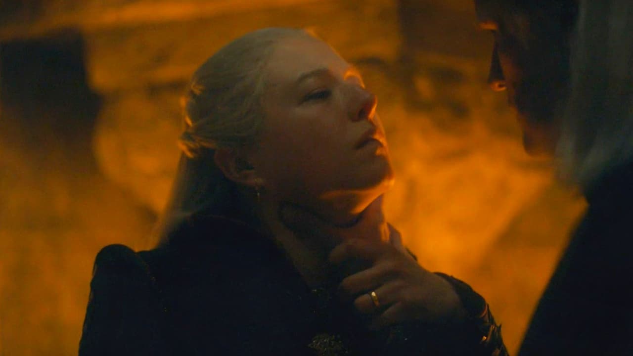 Momento en que Daemon ahorca a su esposa.