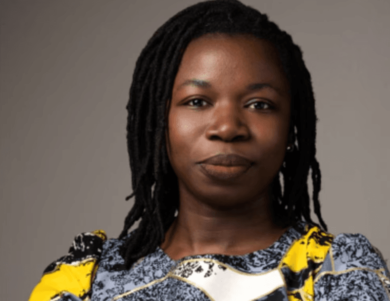 Liberan a investigadora de Johns Hopkins detenida por ICE en un aeropuerto; tenía un caso de asilo pendiente
