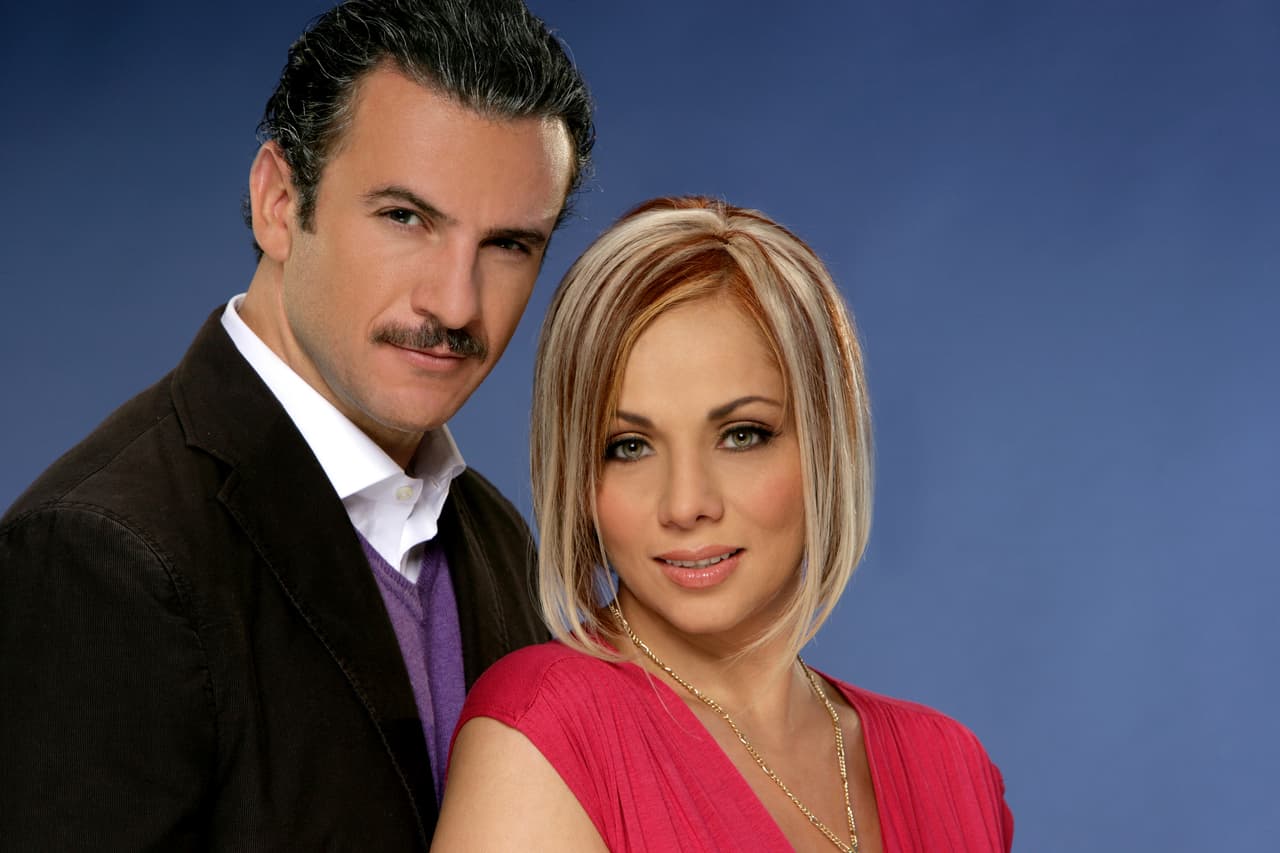 Aunque está casado con el personaje de Cecilia Gabriela. ¡Condenado!