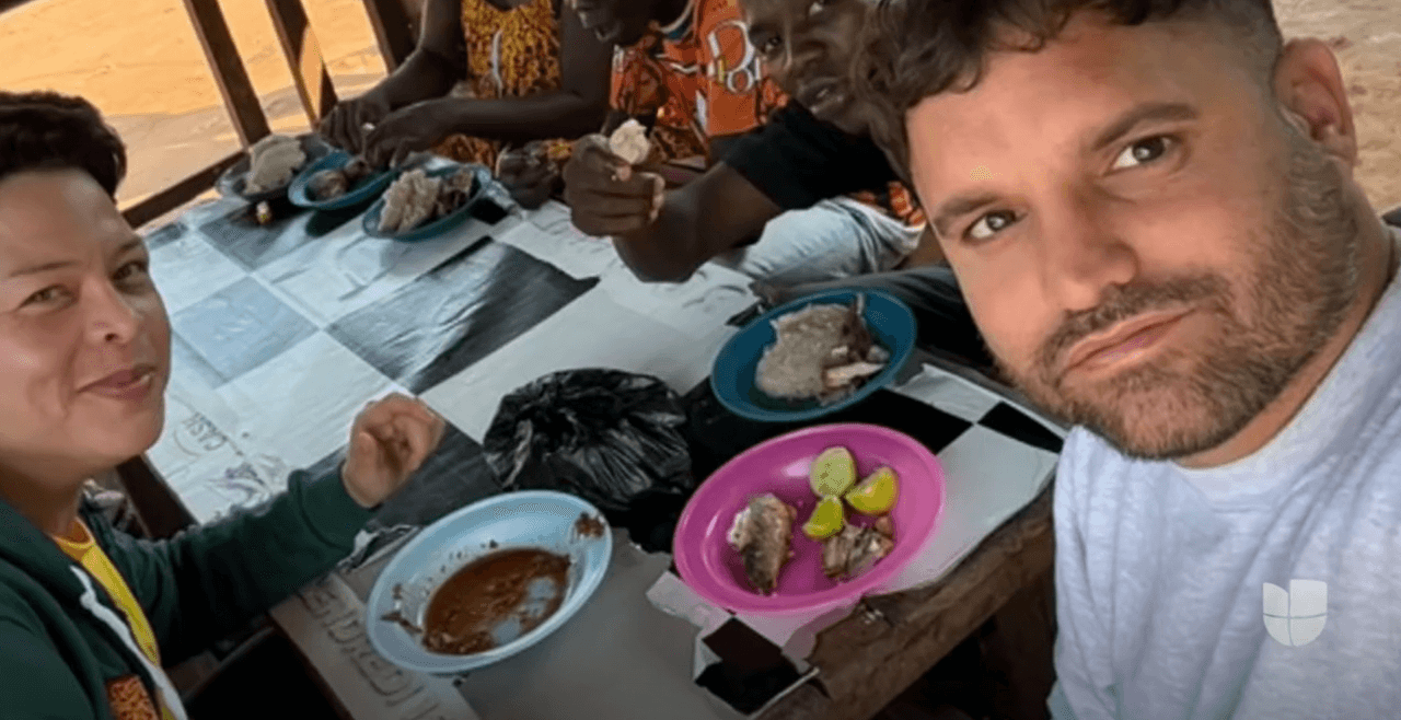 "La familia está lejos": El dolor y la resiliencia de un cubano deportado a África que ayuda a otros migrantes