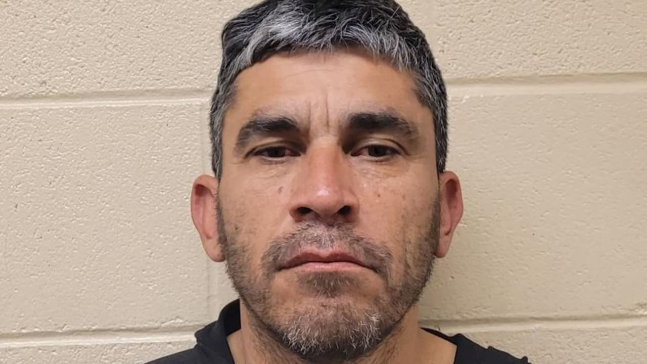 Arrestan a Salvador Murrieta Martínez en la frontera, un migrante con antecedentes por robo en Phoenix