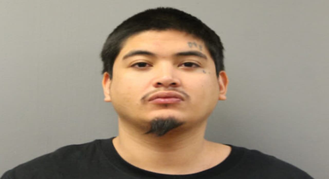 Hispano de 24 años detenido por tiroteo en Belmont Cragin había cometido otros delitos