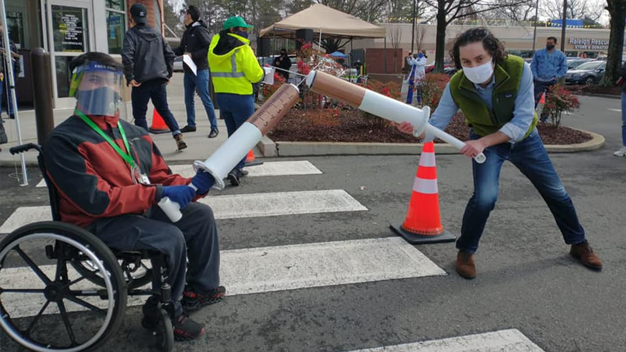 Hispanos pueden recibir la vacuna del covid-19 en estos eventos de La Semilla y El Centro Hispano
