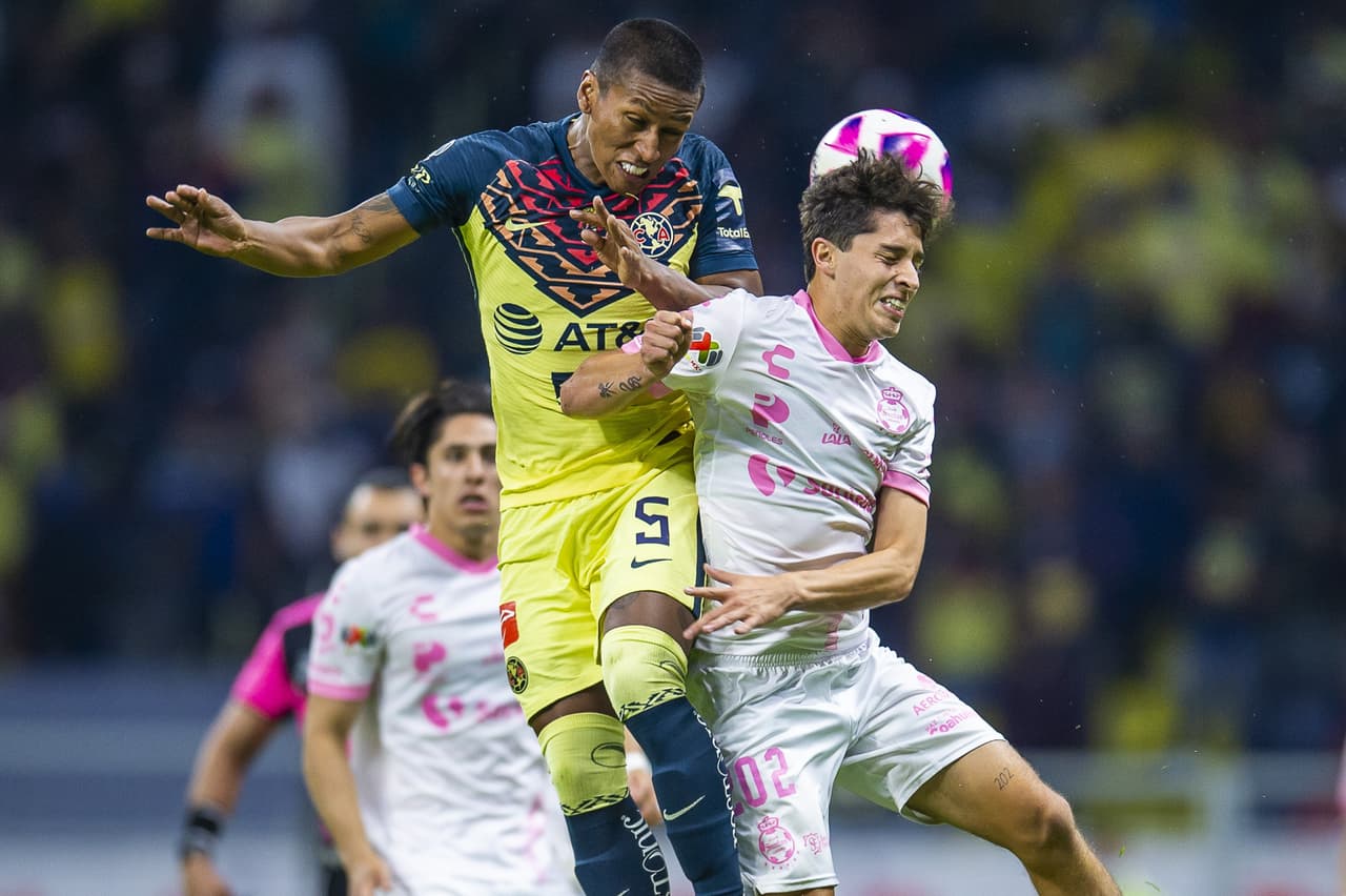 Con goles de Alvaro Fidalgo y Sebastián Córdova, América vence 2-1 a Santos, llegan a 31 puntos y continúan como líderes del torneo.