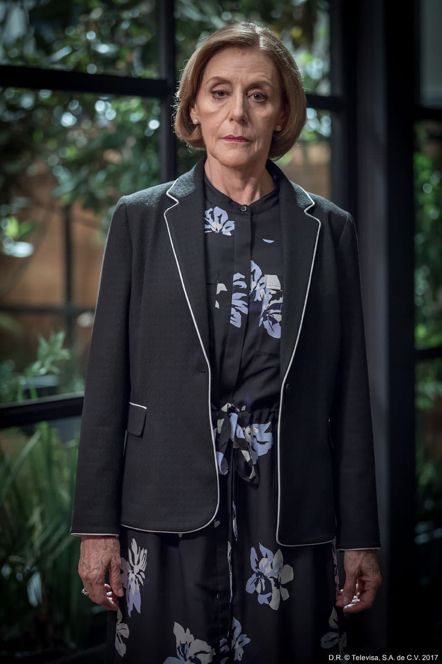 'Miriam' nos ha hecho rabiar con sus desatinados comentarios en 'Caer en tentación'. Este molesto personaje es interpretado por Julieta Egurrola quien, por cierto, también está nominada como Mejor primera actriz.