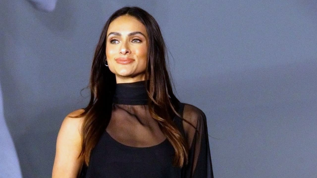 Renata Notni confiesa que una actriz la hizo llorar en plena grabación: “Se quita el apuntador y me empieza a gritonear”