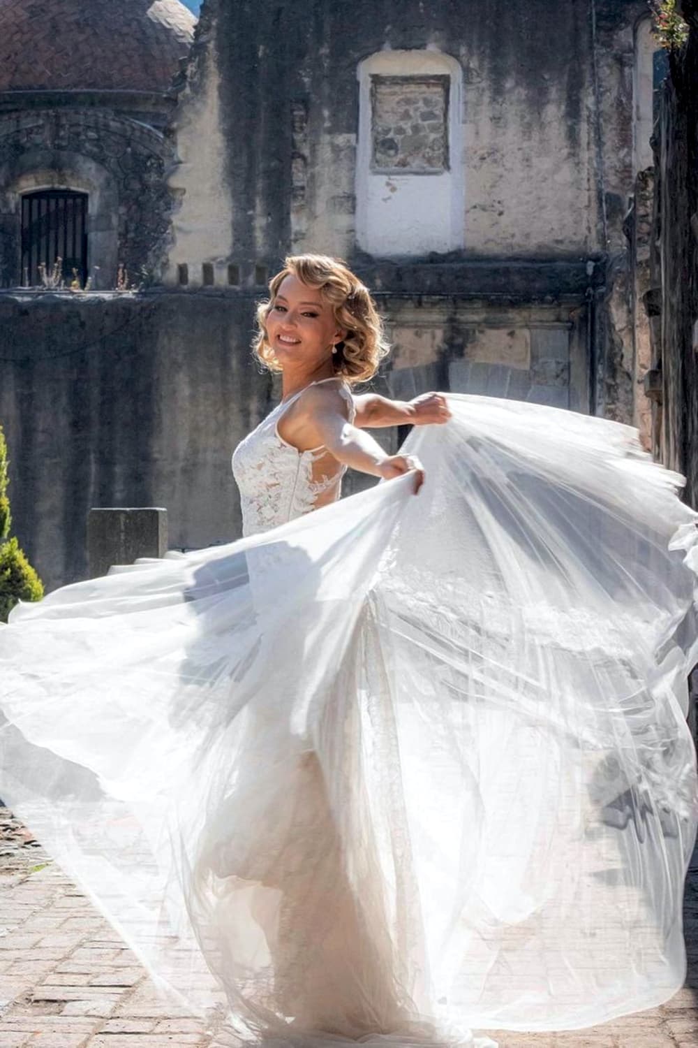 El estreno del nuevo proyecto de Boyer y Rulli tiene previsto transmitirse durante el segundo semestre del 2021. En esta historia también participarán Erika Buenfil, África Zavala, Arantza Ruiz, Ferdinando Valencia, Horacio Pancheri y Matías Novoa, Otto Sirgo, Gaby Rivero, Roberto Blandón, entre otros.