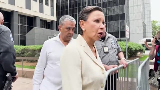 Representantes son rechazados al intentar inspeccionar centro de detención de ICE