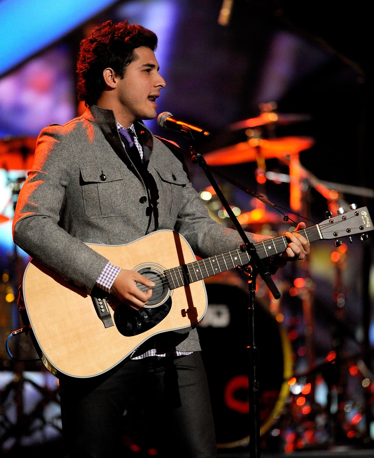 Y finalmente está Julio, el más movido de Reik en cuanto a relaciones se refiere.