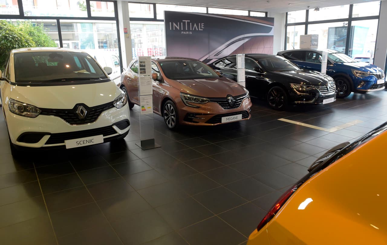 <b>1) Haz los pagos a tiempo</b>
<br>Experto: La mayor clave cuando compras tu carro por primera vez es: haz los pagos a tiempo, mantén el préstamo y después de eso no tendrás más problemas. Podrás comprar cualquier carro que quieras.