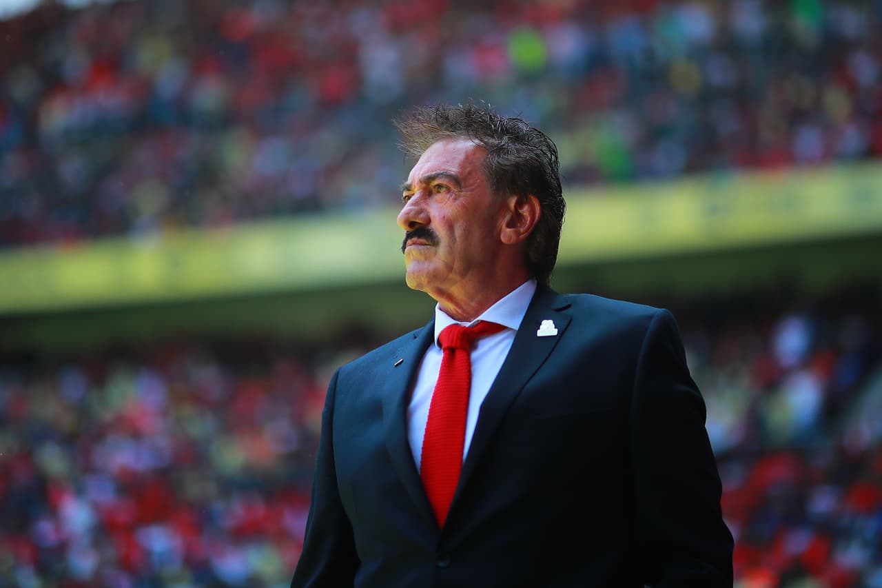 La Volpe, inconforme con el plantel, ahora solicita un central a la directiva